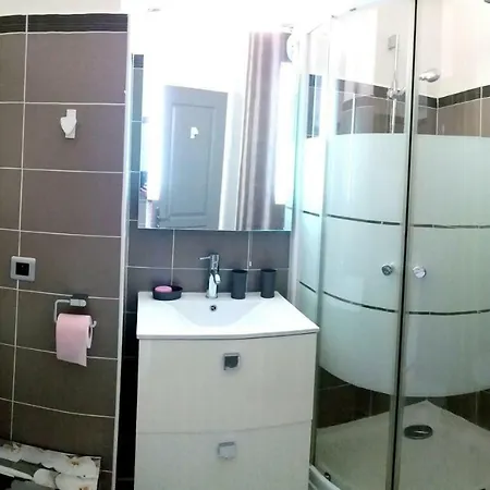Riou De L'argentiere V Apartment
